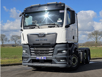 Gjysmë-kamion MAN TGX 26.510