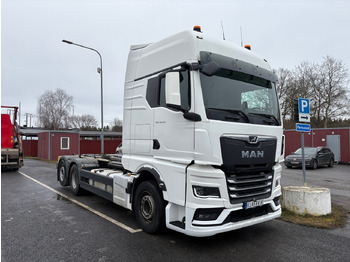 Kamion vetëngarkues MAN TGX 26.510