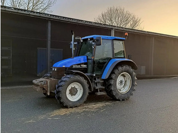 Traktor NEW HOLLAND TS