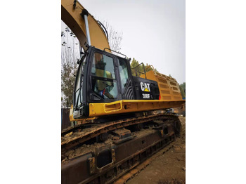 Ekskavator CATERPILLAR 390