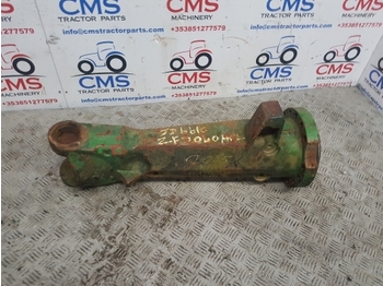 Aksi i përparmë JOHN DEERE