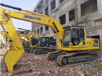 Ekskavator me zinxhirë KOMATSU PC200-7