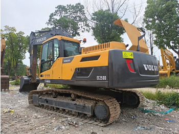 Ekskavator me zinxhirë VOLVO EC250DL