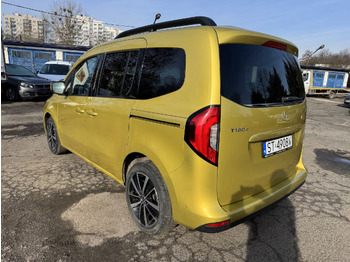 Veturë MERCEDES BENZ T180d MINIVAN: foto 3