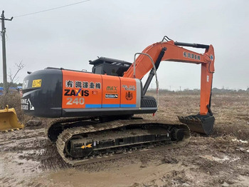 Ekskavator me zinxhirë HITACHI ZX240