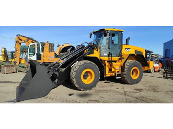 Fadrom me goma JCB 457