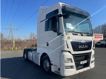 Gjysmë-kamion MAN TGX 18.440