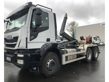 Kamion vetëngarkues IVECO Stralis 460