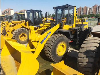 Fadrom me goma Komatsu WA470: foto 3