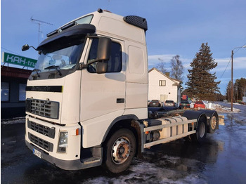 Kamion kabinë-shasi VOLVO FH13 440