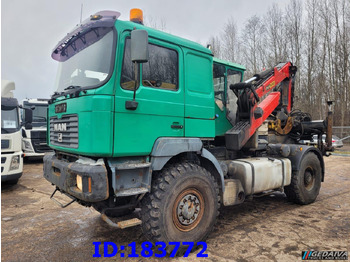 Kamion për transport druri MAN