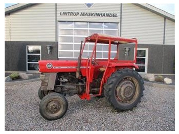 Traktor MASSEY FERGUSON 100 series