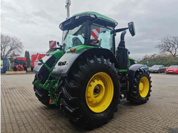 Traktor John Deere 7R 330: foto 4