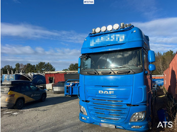 Kamion vetëngarkues DAF XF 510