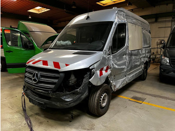 Furgon MERCEDES-BENZ Sprinter 316