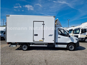 Kamioncine me kontinier MERCEDES-BENZ Sprinter 319