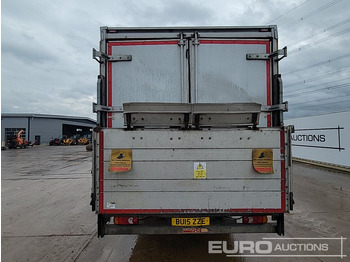 Kamion me tendë 2015 DAF LF180: foto 4