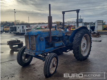 Traktor FORDSON