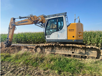 Ekskavator me zinxhirë LIEBHERR R 926