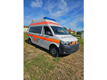 Ambulancë VOLKSWAGEN Transporter T5