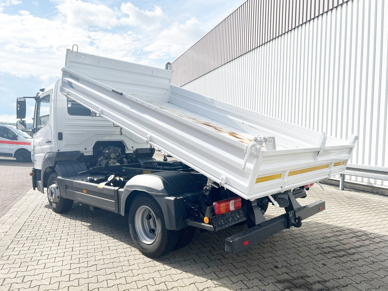 Kamion vetëshkarkues Mercedes-Benz Atego 818 K 4x2 Atego 818 K 4x2, 2x AHK, Meiller-Kipper, mehrfach Vorhanden!: foto 10