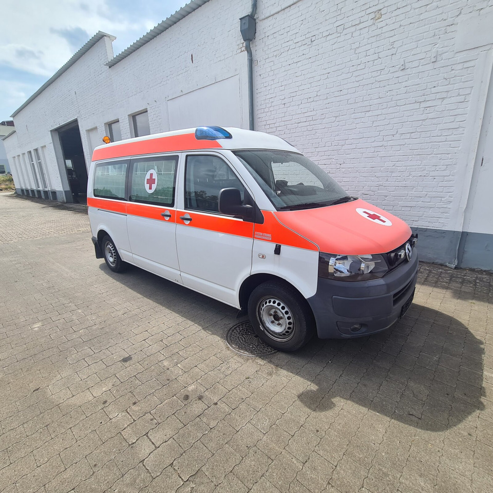 Ambulancë Volkswagen T5 2.0 TDI T5 2.0 TDI, Krankenwagen: foto 9