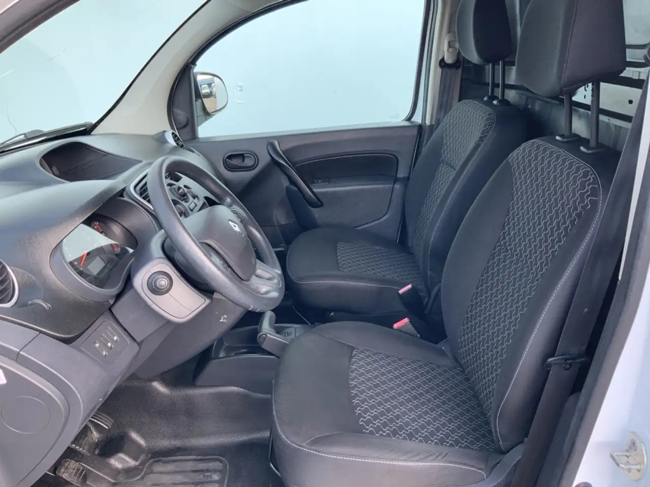 Furgon i vogël Renault Kangoo Express 1.5 dCi 75 Express Comfort S&S Airco Cruis: foto 14