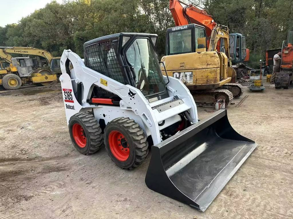 Lizingu i  Bobcat S 185 Bobcat S 185: foto 12