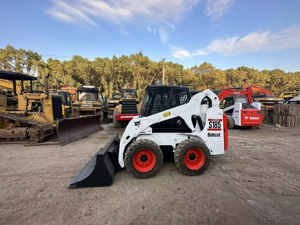 Lizingu i  Bobcat S 185 Bobcat S 185: foto 6