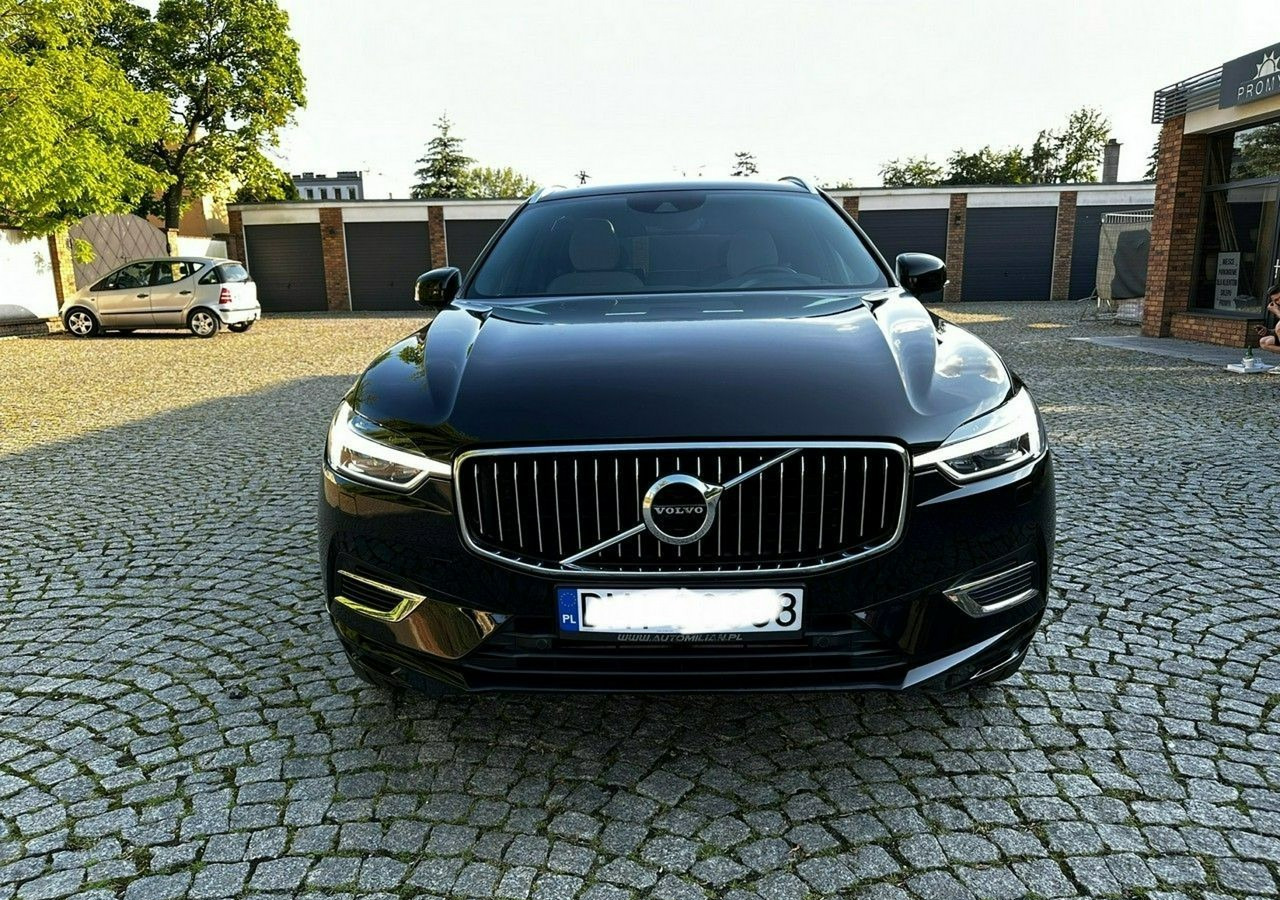 Veturë Volvo XC60 II XC60 Recharge Hybryda Plug-in 2.0T8 390KM Inscription Faktura Vat 23: foto 7