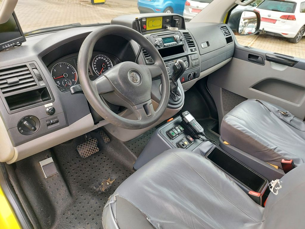 Ambulancë Volkswagen T5 Transporter DSG Kombi lang 4Motion NotarztNEF: foto 19