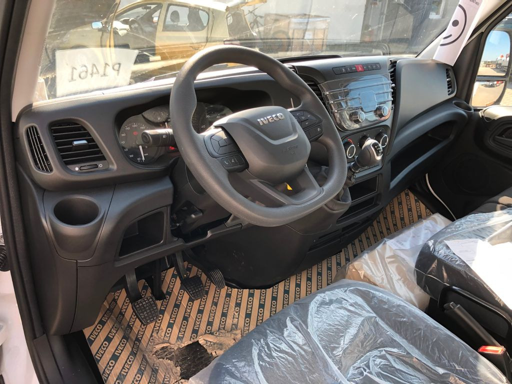 Furgon frigorifer i ri Iveco Daily 35S18H Kühlkoffer: foto 8