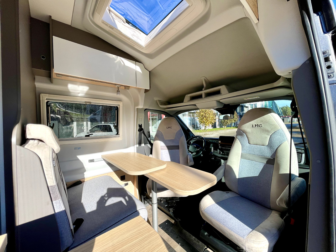 Furgon kampingu LMC Innovan 590C: foto 7