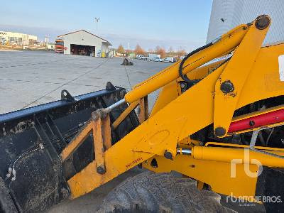 Fadromë me shkarkim nga prapa JCB 3CX Chargeuse Pelleteuse: foto 23