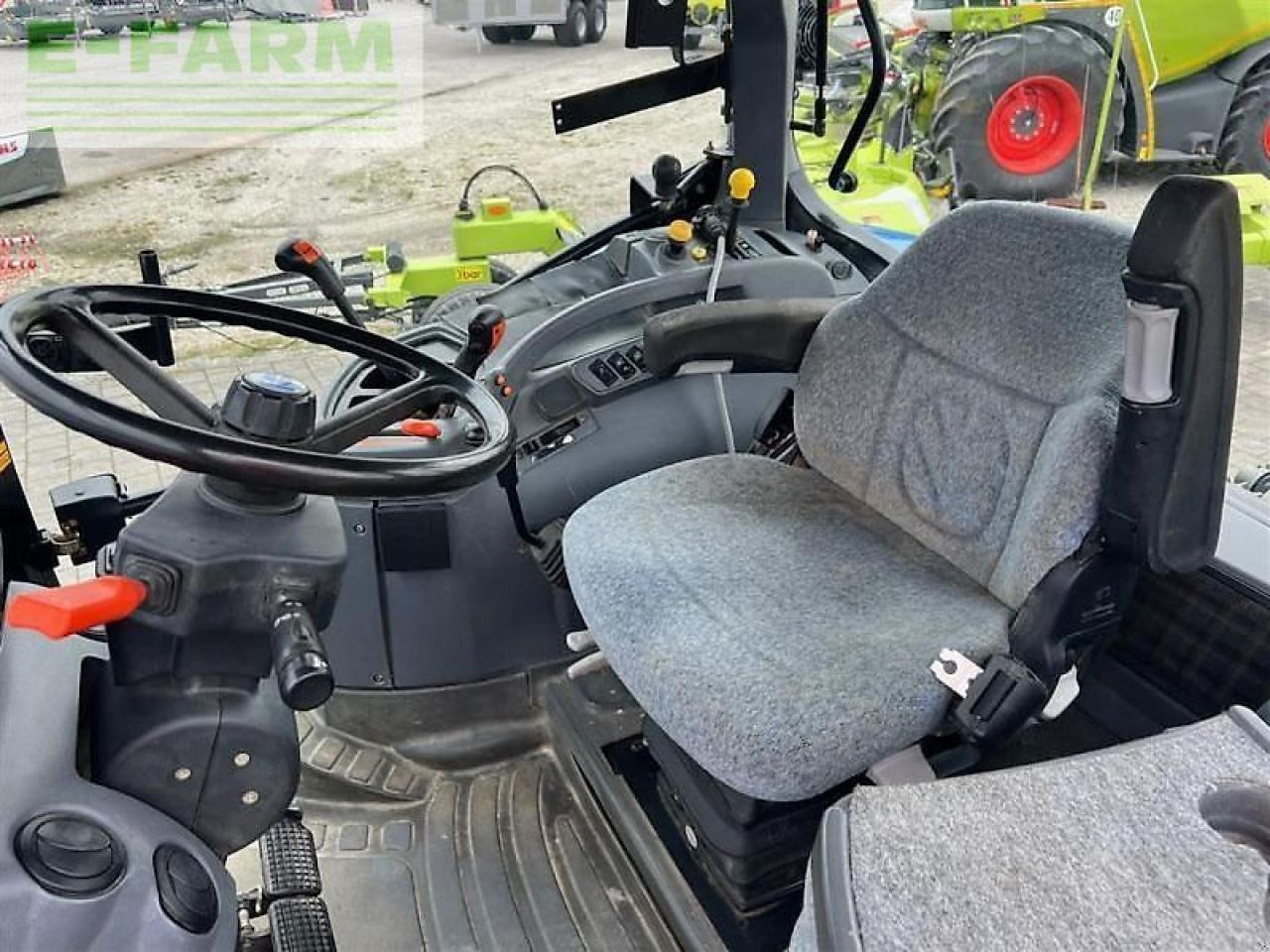 Traktor New Holland ts 100 a: foto 11