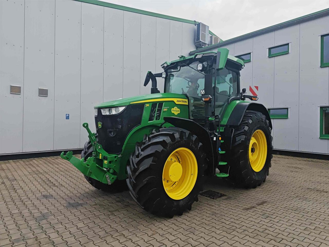 Traktor John Deere 7R 330: foto 9