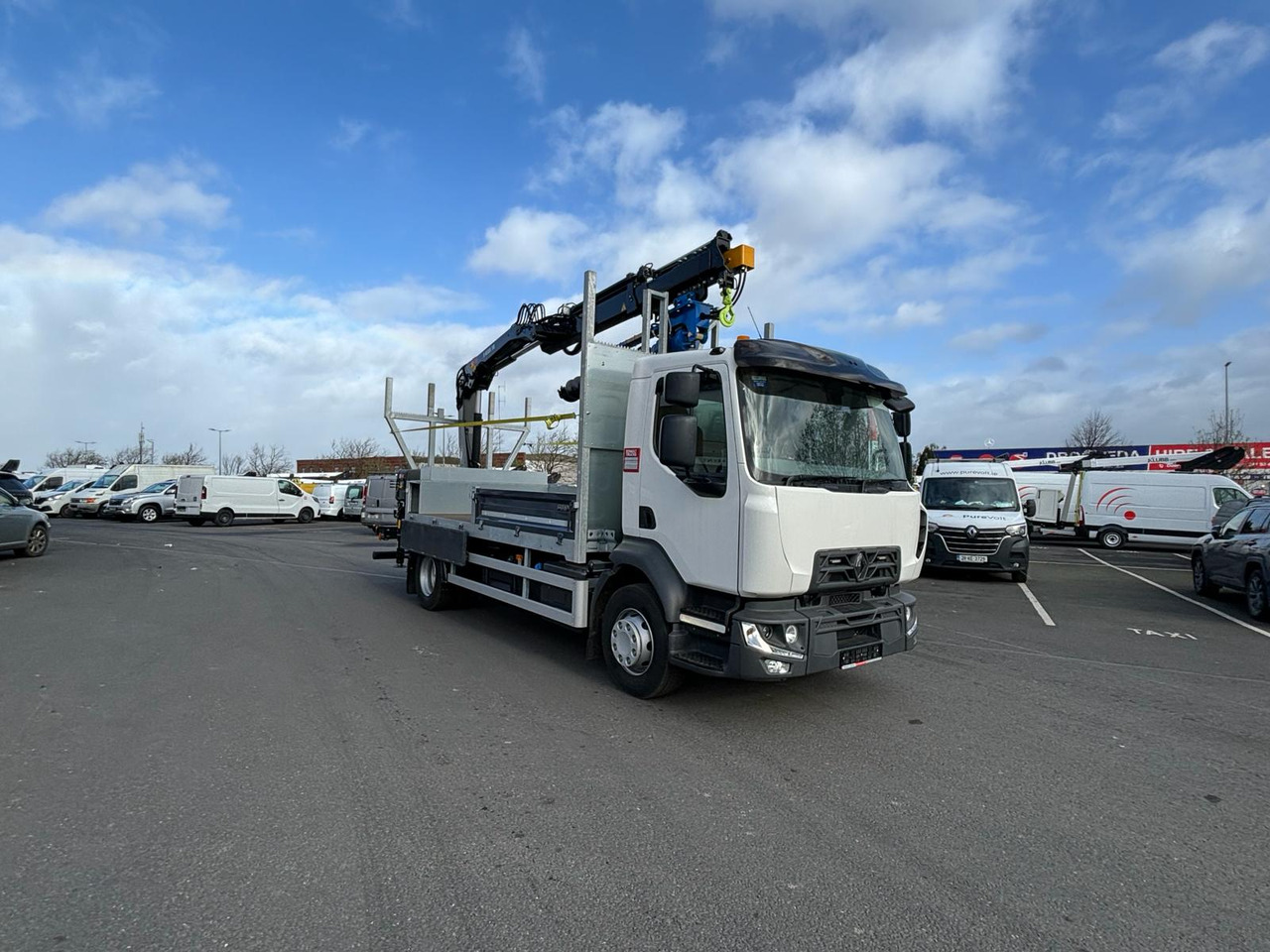 Kamion me karroceri të hapur, Kamion me vinç Renault Trucks D 14 Flatbed drop side poling truck: foto 19