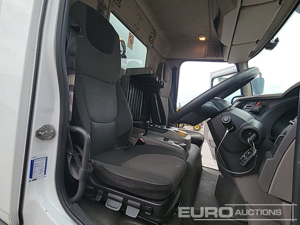 Kamion me tendë 2015 DAF LF180: foto 20