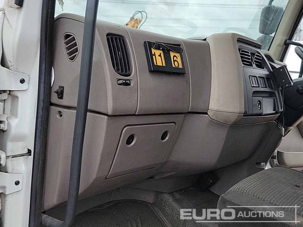 Kamion me tendë 2015 DAF LF180: foto 18