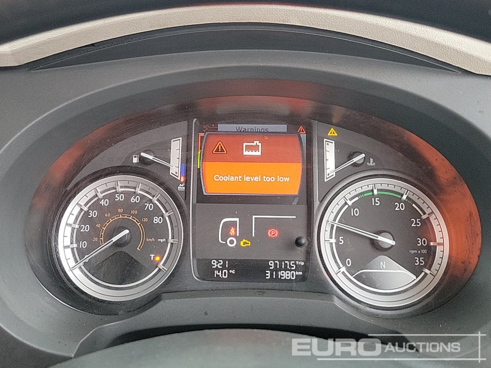 Kamion me tendë 2015 DAF LF180: foto 24