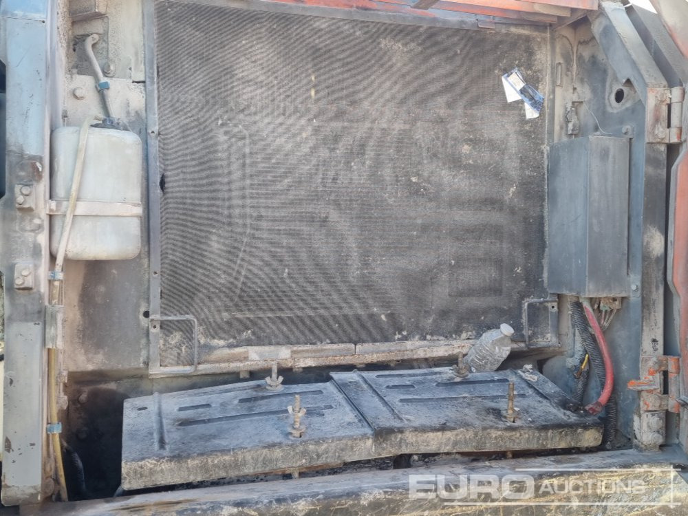 Ekskavator me zinxhirë 2015 Hitachi ZX210LC-5: foto 37