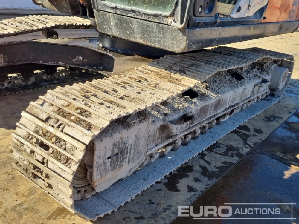 Ekskavator me zinxhirë 2015 Hitachi ZX210LC-5: foto 9