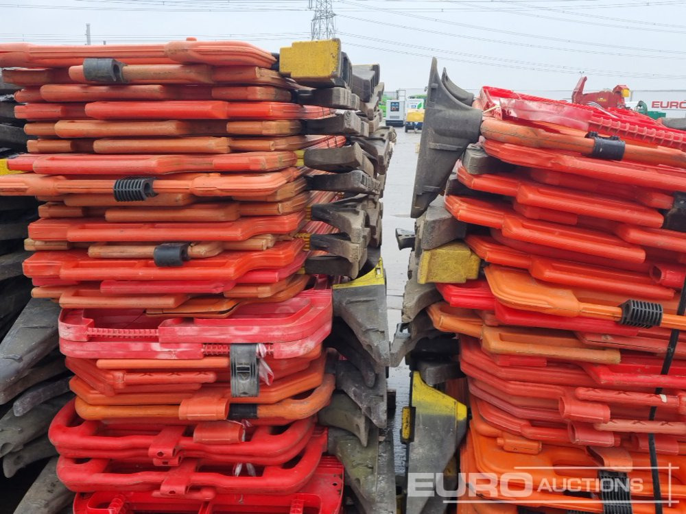 Pajisje ndërtimi Bundle of Tracking Boards (3 of), Bundle of Plastic Pedestrian Safery Barriers (2 of): foto 21