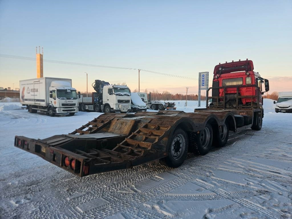 Kamion për transport druri MAN 35.400 8X4: foto 6