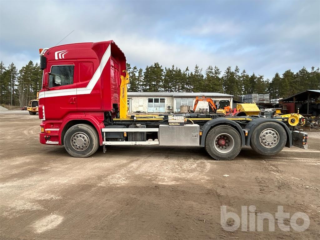 Kamion vetëngarkues SCANIA R560: foto 12